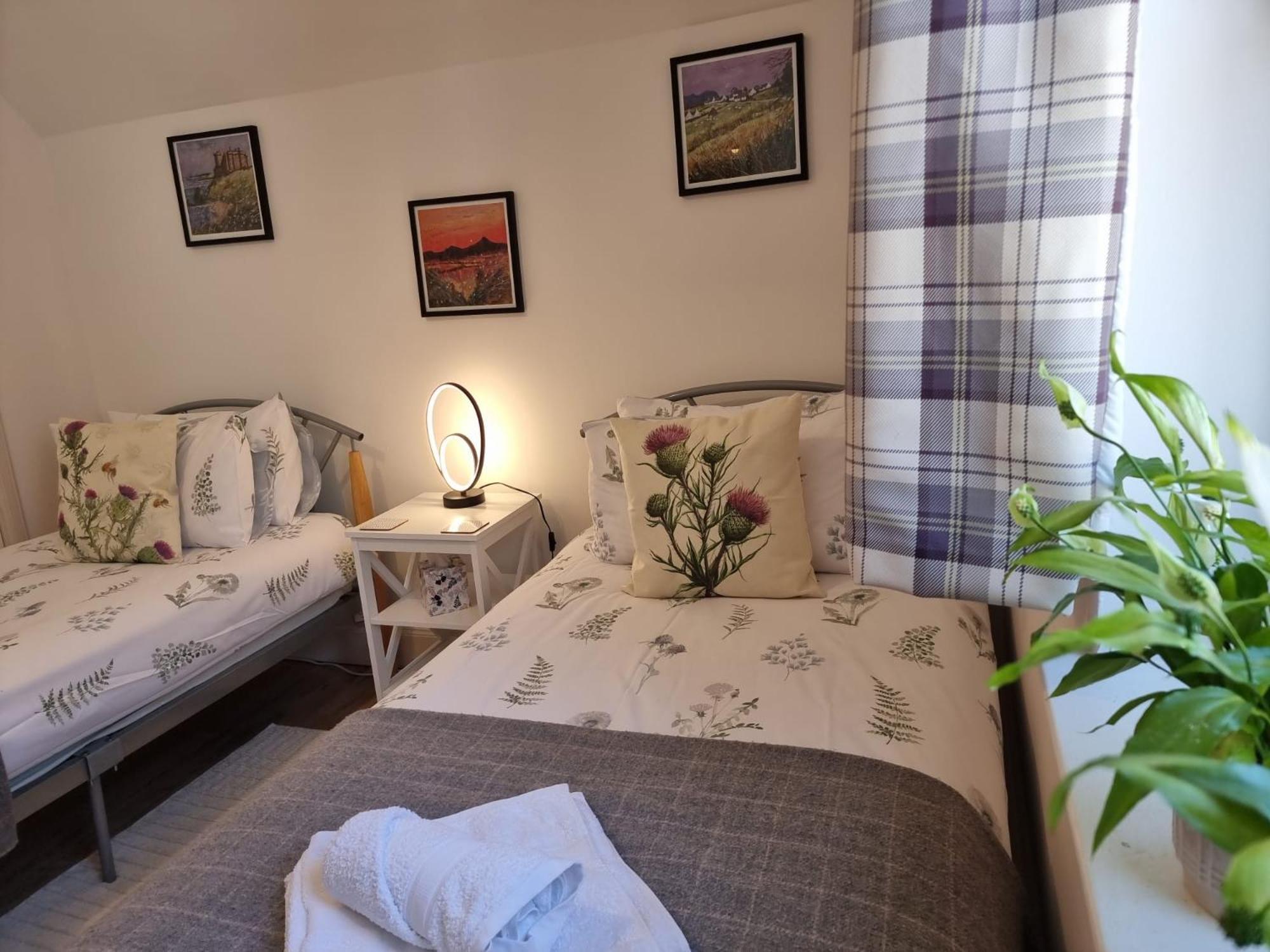 Heart Of Inverness-City Apartment Εξωτερικό φωτογραφία