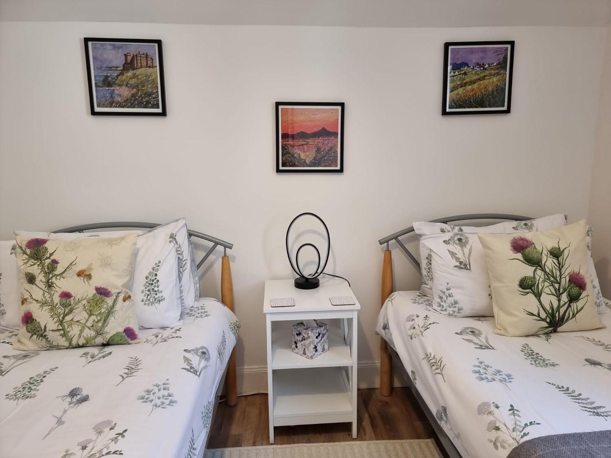 Heart Of Inverness-City Apartment Εξωτερικό φωτογραφία